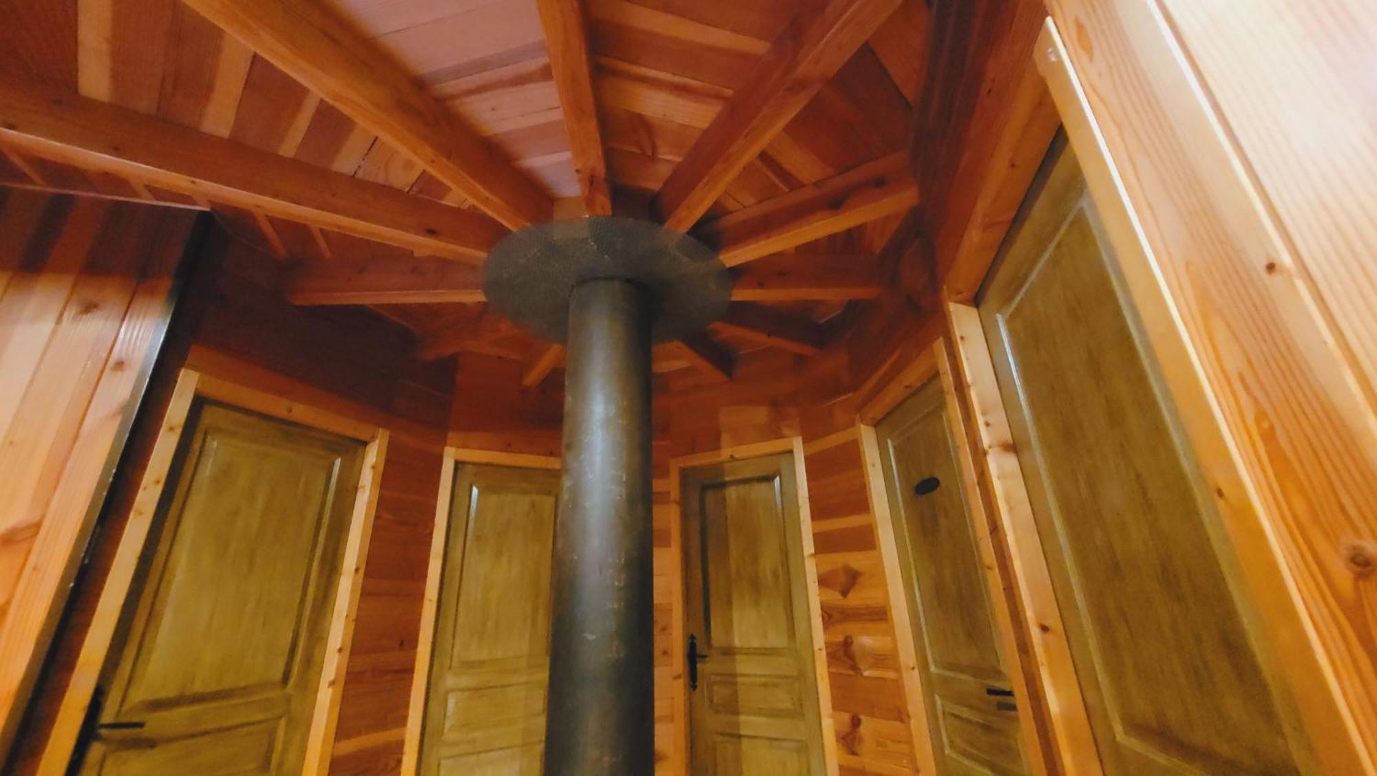 La Maison Ronde Et Ses 2 Cahutes Monthoiron Exteriör bild