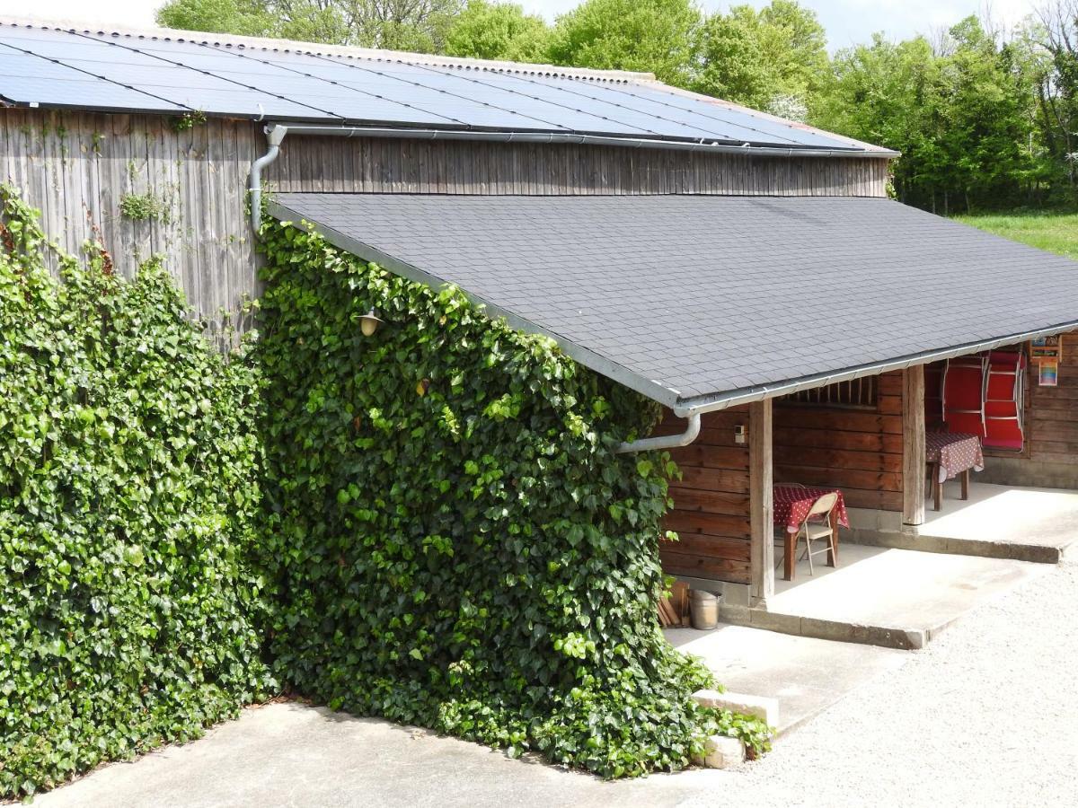 La Maison Ronde Et Ses 2 Cahutes Monthoiron Exteriör bild